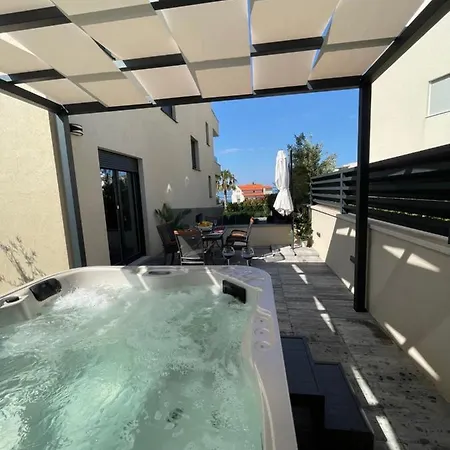 Appartement 19 *