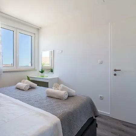 19 Apartment *