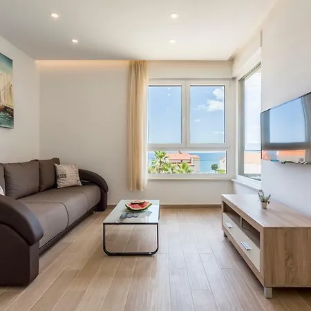 Apartment 19 Podstrana